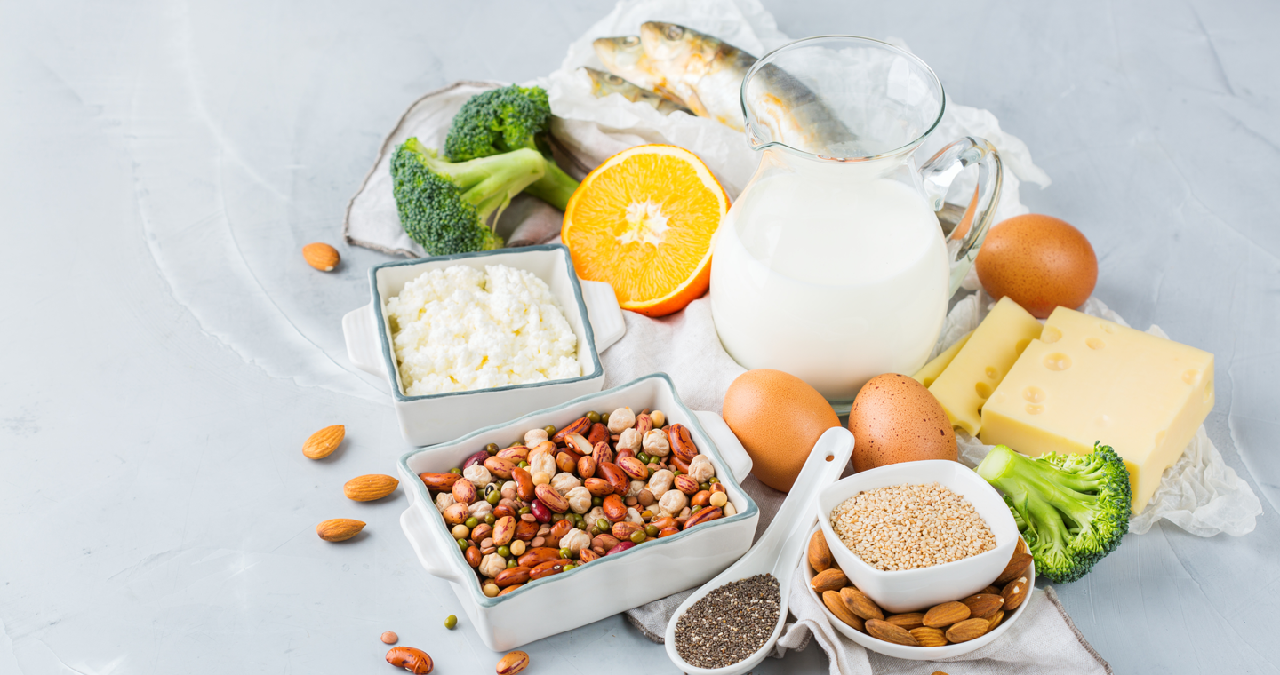 formaggio, cereali, uova, frutta e verdura